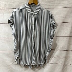 Women's Madewell blue white short sleeve button up striped shirt top size Medium